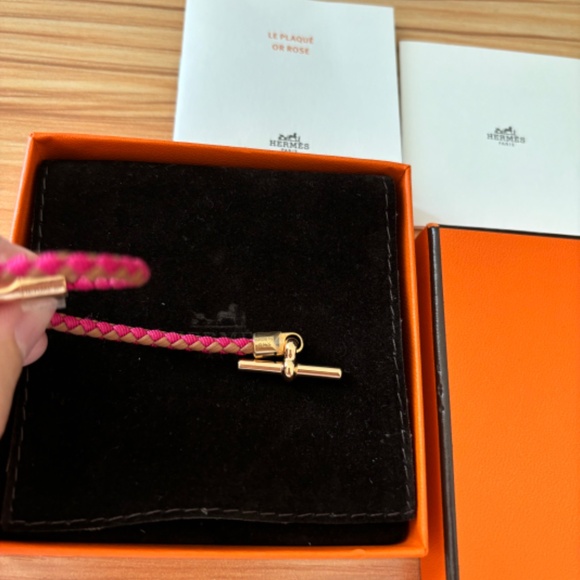 HERMÈS Leather Glenan Wrap Bracelet Rose - Picture 4 of 4